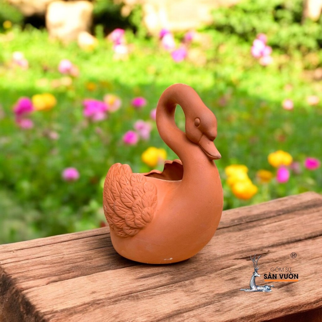 Chậu Gốm Đất Nung Hình Thiên Nga - Gốm Sứ Sân Vườn