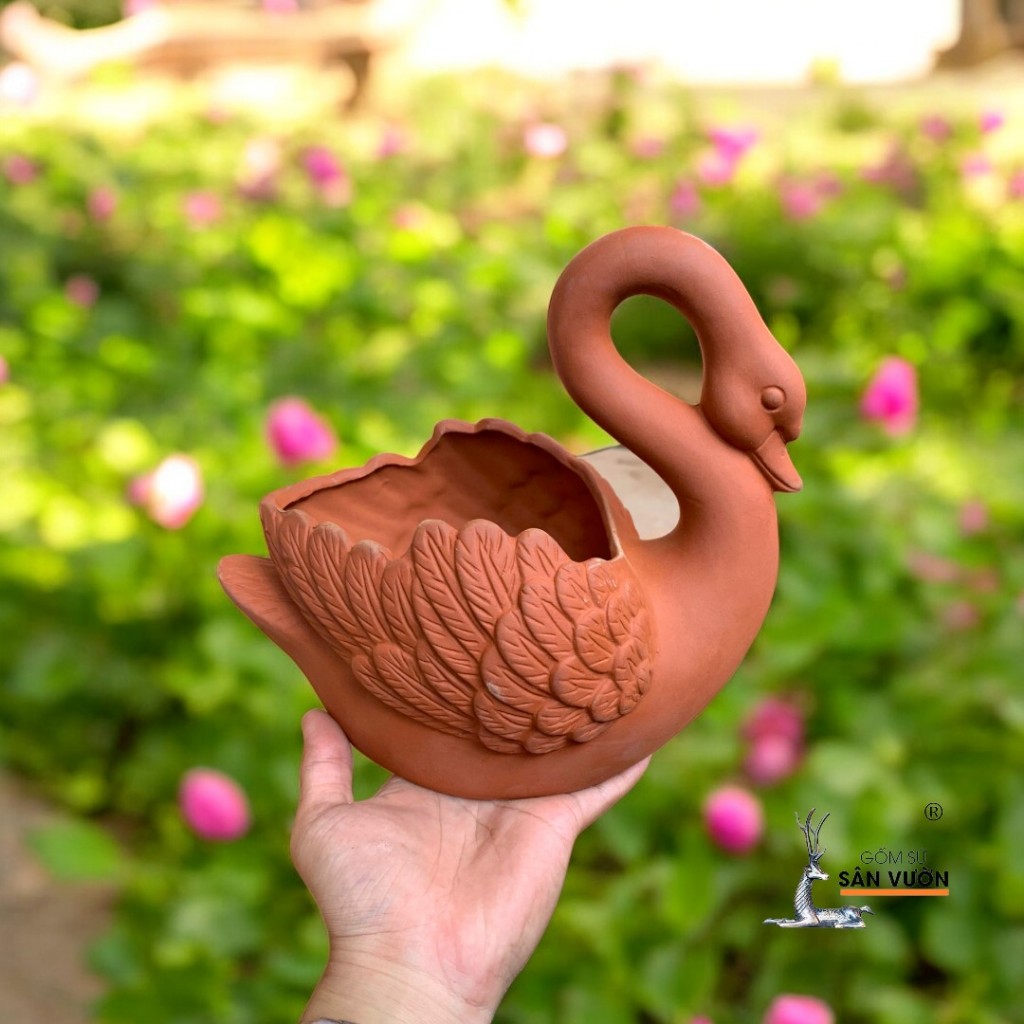 Chậu Gốm Đất Nung Hình Thiên Nga - Gốm Sứ Sân Vườn