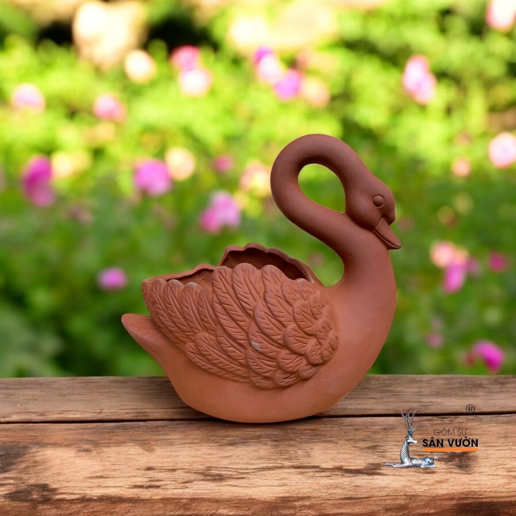 Chậu Gốm Đất Nung Hình Thiên Nga - Gốm Sứ Sân Vườn