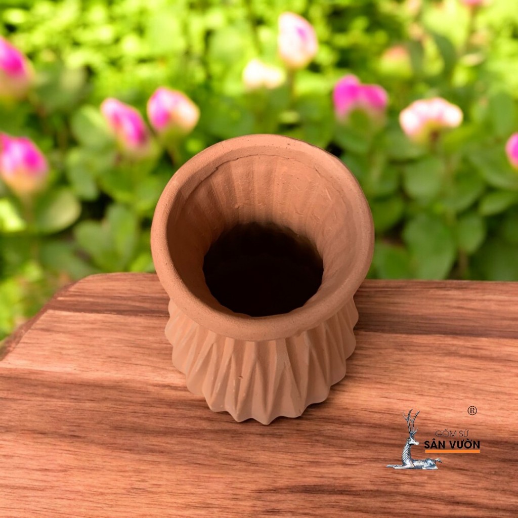 Bình Gốm Đất Nung Gân Dọc 2 Size - Gốm Sứ Sân Vườn