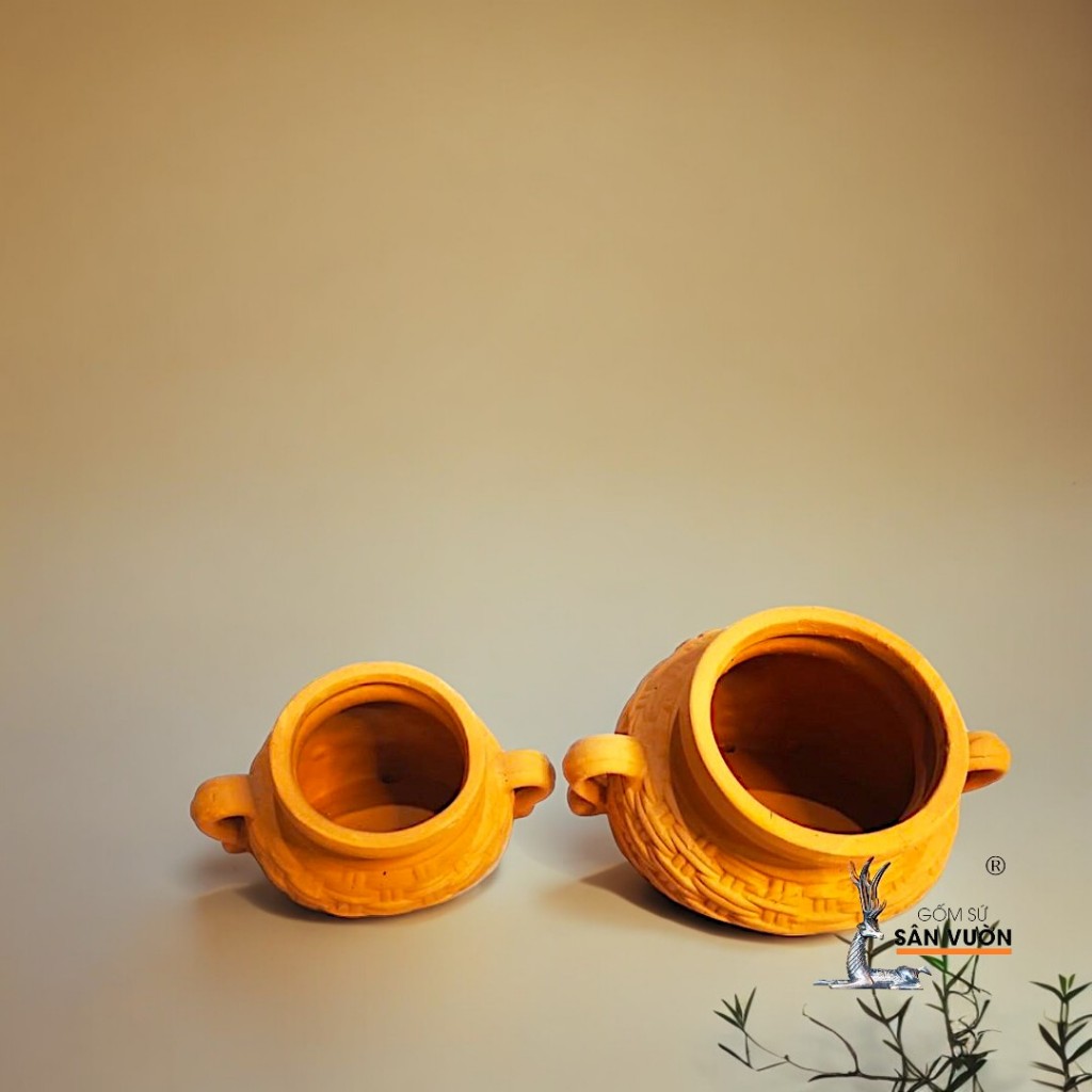 Chậu Treo Ốp Tường Gốm Đất Nung Kiểu Bình 2 Quai - Gốm Sứ Sân Vườn