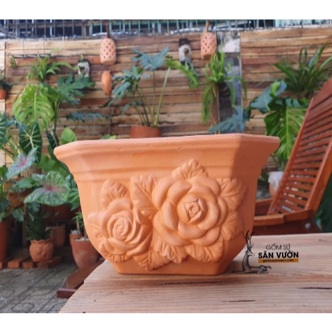 Chậu Treo Trồng Cây Gốm Đất Nung Áp Tường, Vân Hoa Hồng, Size NHỎ - Gốm Sứ Sân Vườn