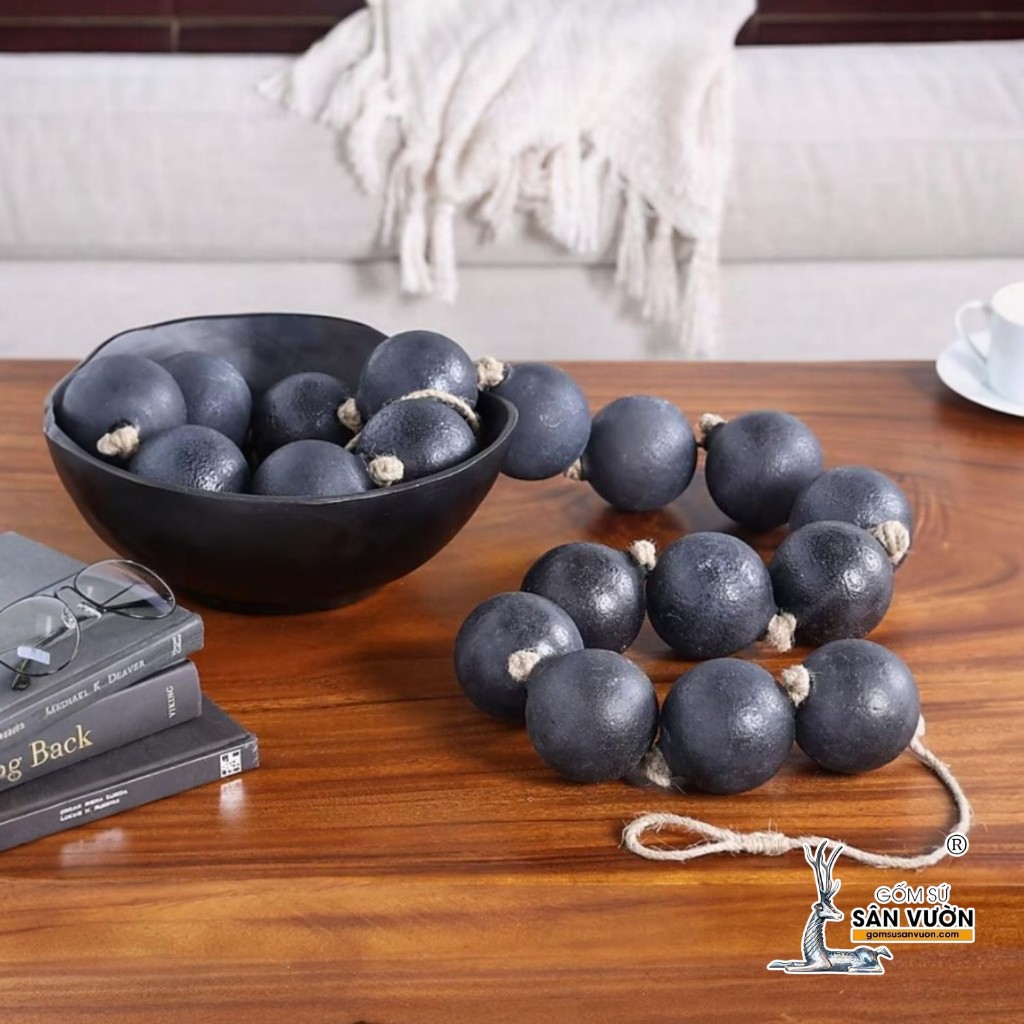 Bi Sứ Decor Treo ( Men Sứ Đen Lì) - Gốm Sứ Sân Vườn