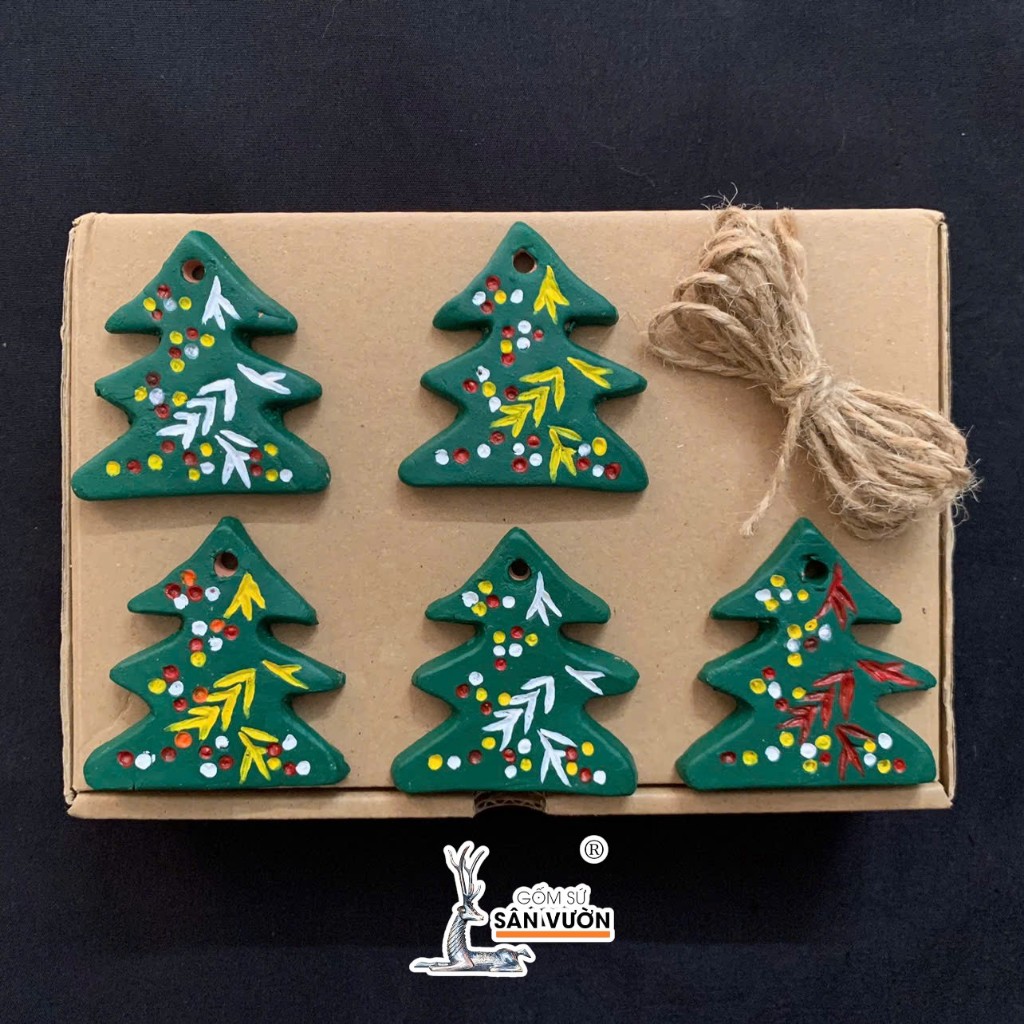 Hộp Quà Tặng Noel Handmade Bao Gồm 5 Đồ Treo Decor Noel Gốm Đất Nung Đã Trang Trí - Gốm Sứ Sân Vườn