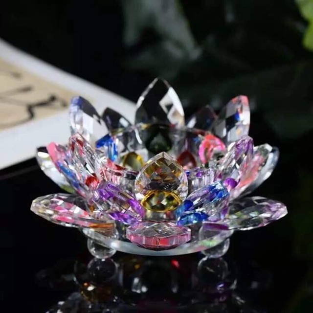 CHÂN NẾN HOA SEN LƯU LY