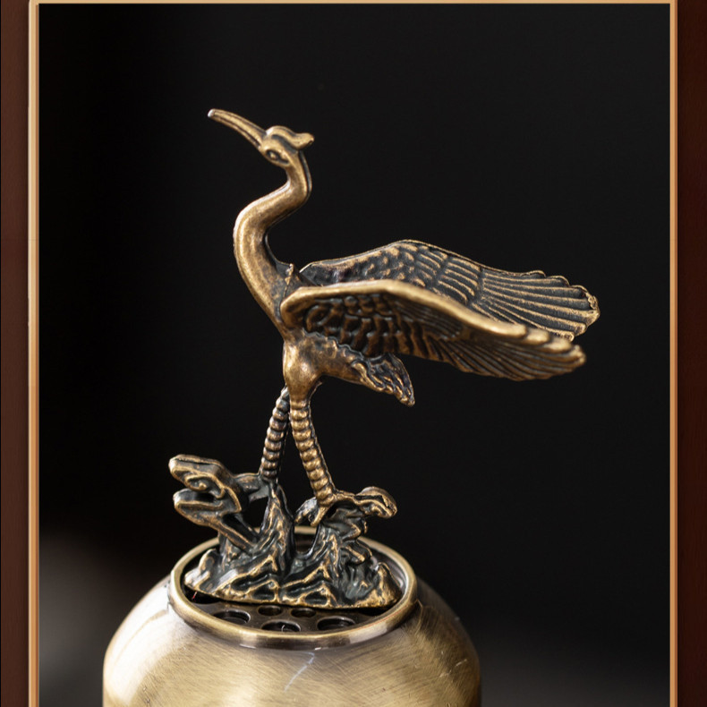 Lư Hương Hạc Cung Đình 100g – Lò Đốt Trầm Kim Loại Vạn Thọ – Kèm Đế Chống Cháy & Lỗ Cắm Nhang + Nhang Vân Mây