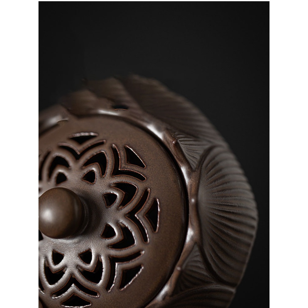 Lư sứ xông trầm hoa sen AP062