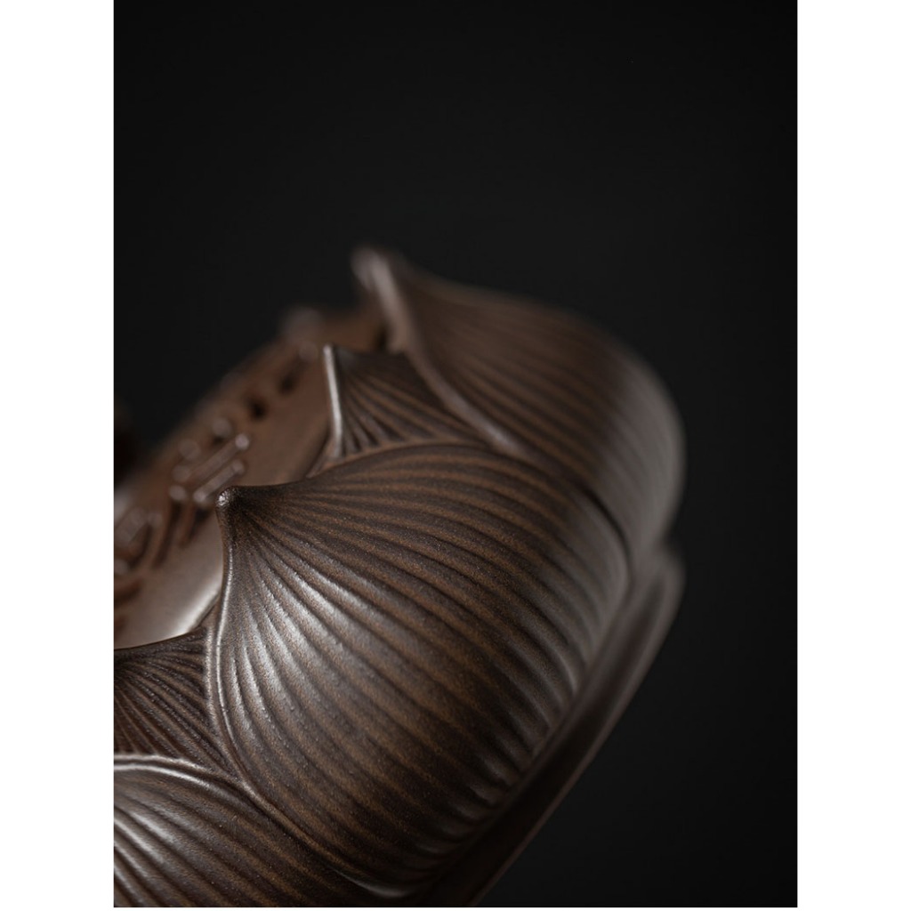 Lư sứ xông trầm hoa sen AP062