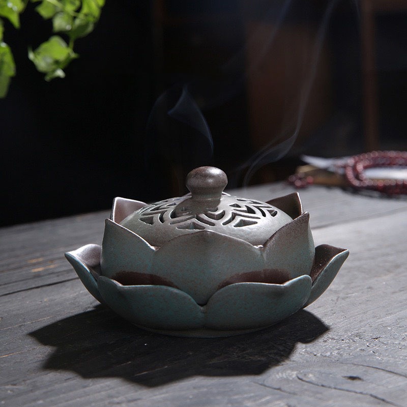 Lư sứ xông trầm hoa sen AP062