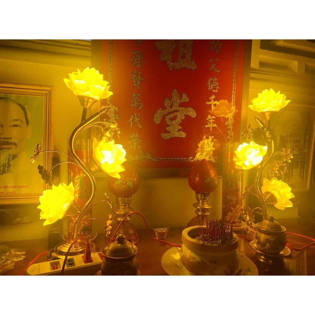 Đèn Điện Hoa Sen Lưu Ly 3 Bông dáng cao 40 - 50 - 60 cm