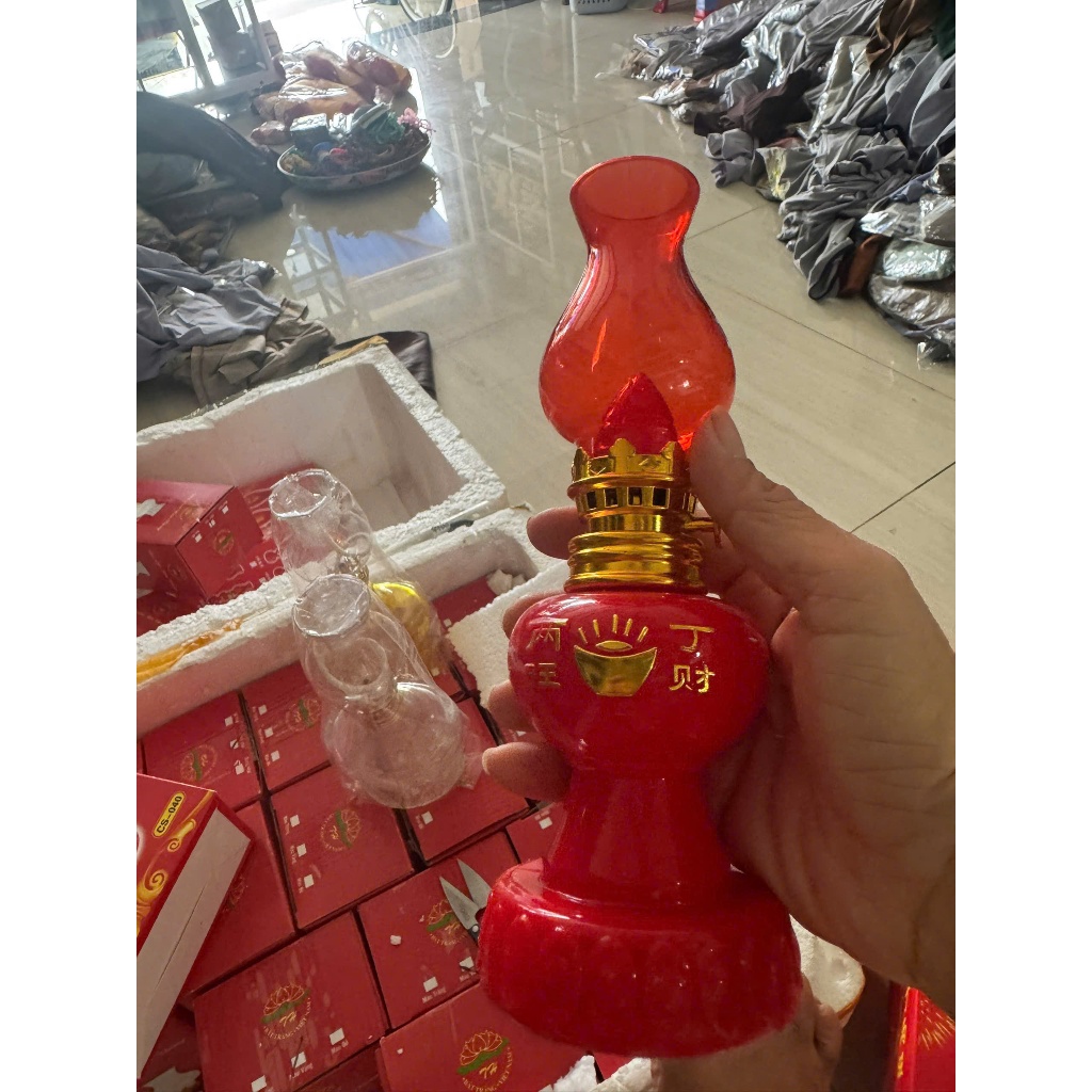 ĐÈN THỜ THẦN TÀI CHẠY PIN CÓ CÔNG TẮC