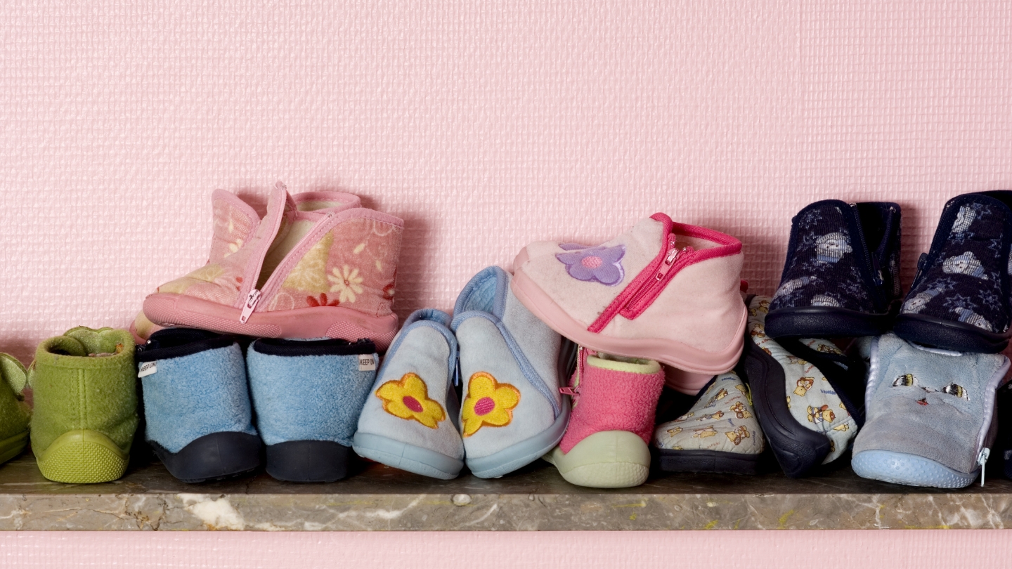 TẠI SAO GÓT GIÀY CỦA TINYFEET LẠI 