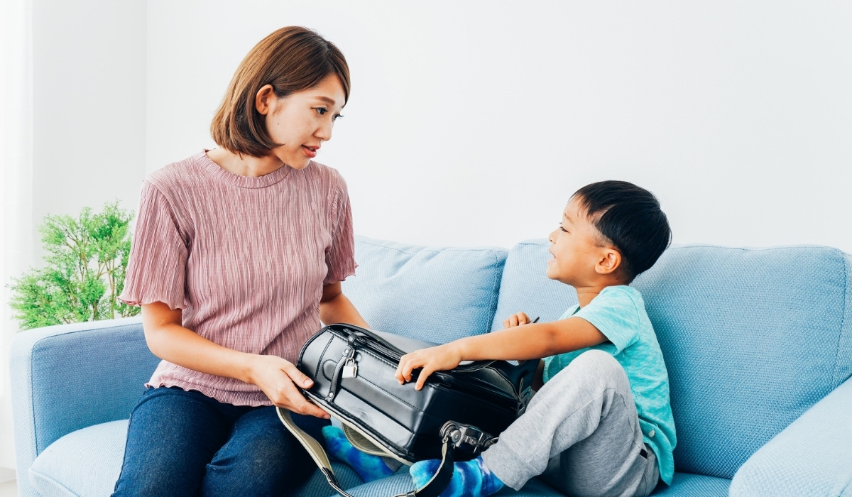 HÀNH TRANG CHO BÉ VÀO MẪU GIÁO: 5 MÓN ĐỒ GIÚP CON AN TOÀN - MẸ AN TÂM