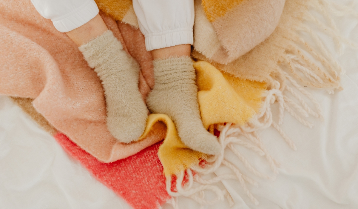 CÁCH PHÂN BIỆT VẢI COTTON 100% VẢI PHA NILON CHỈ BẰNG 1 GIỌT NƯỚC
