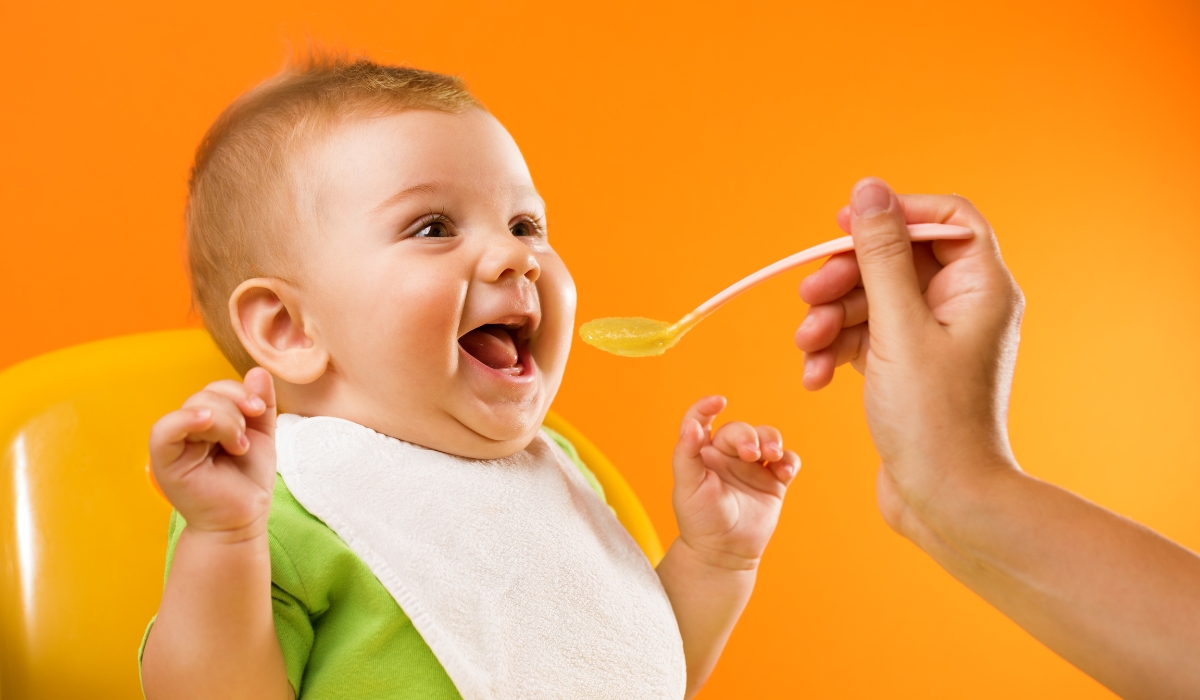 Cha Mẹ Đừng Chủ Quan: 7 Nguyên Tắc An Toàn Trong Ăn Uống Giúp Bé Tránh Hóc Nghẹn