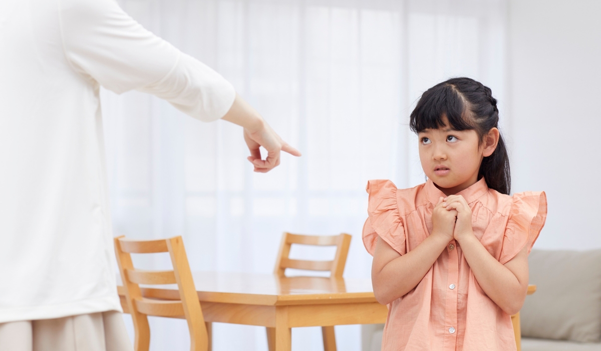 Cảnh Báo: 3 Sai Lầm Này Của Bố Mẹ Đang Dạy Con Nói Dối 