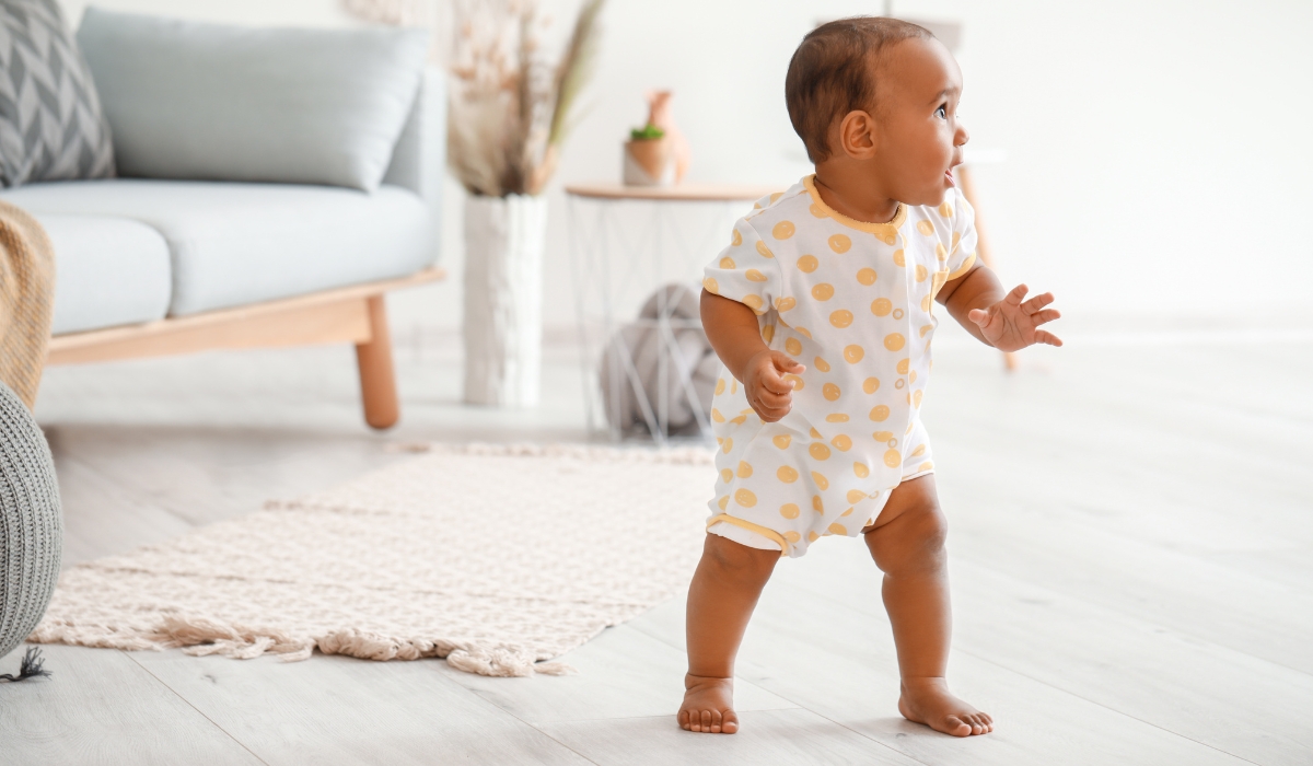 5 Bài tập chữa bẹt chân cho bé tại nhà: Giúp bé đi đứng đúng dáng