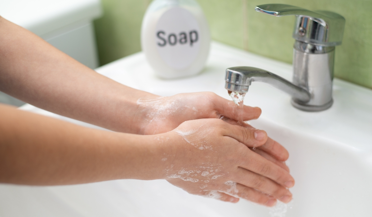Cha mẹ cần lưu ý thời gian quy tắc rửa tay cho bé để cho bé luôn sạch sẽ