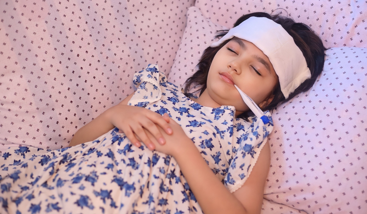 Các dấu hiệu "báo động đỏ" mà cha mẹ lưu ý khi trẻ bị cúm sốt cao và cần đưa trẻ đến các trung tâm y tế