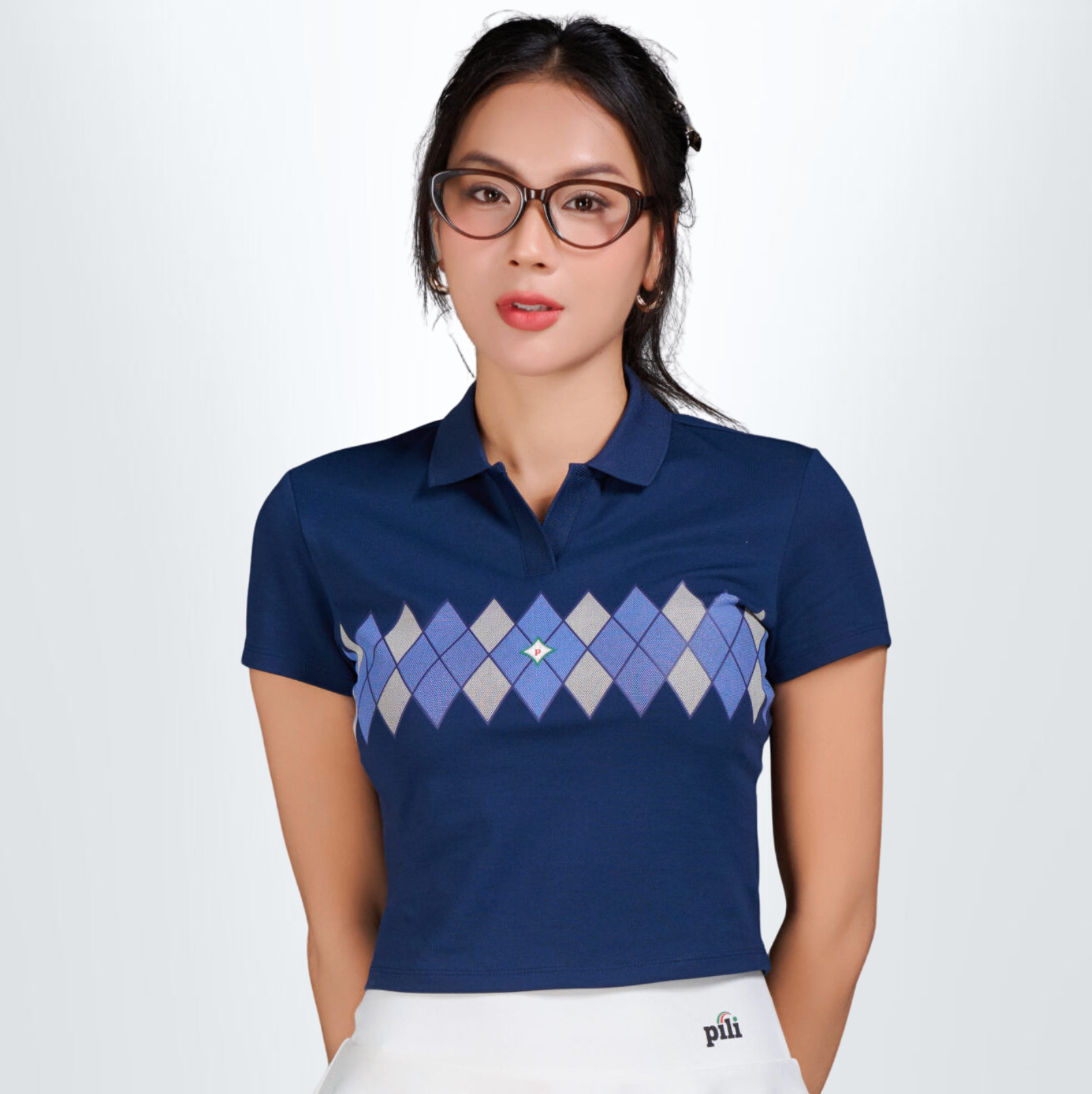 Áo Croptop Nữ PILI Hoạ Tiết Quả Trám