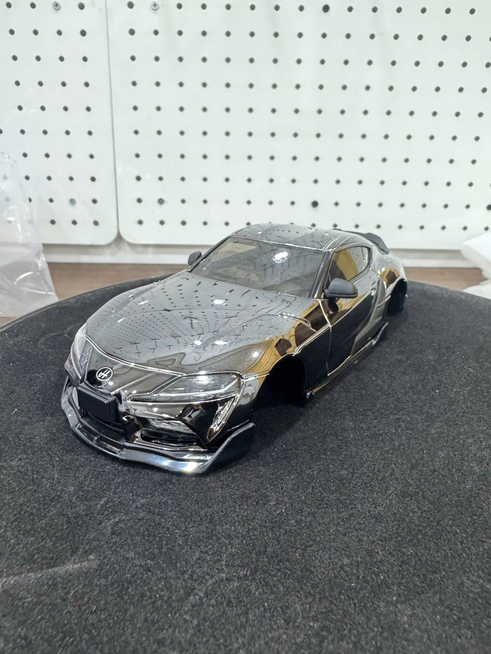 Body 1/24 1/28 nhựa