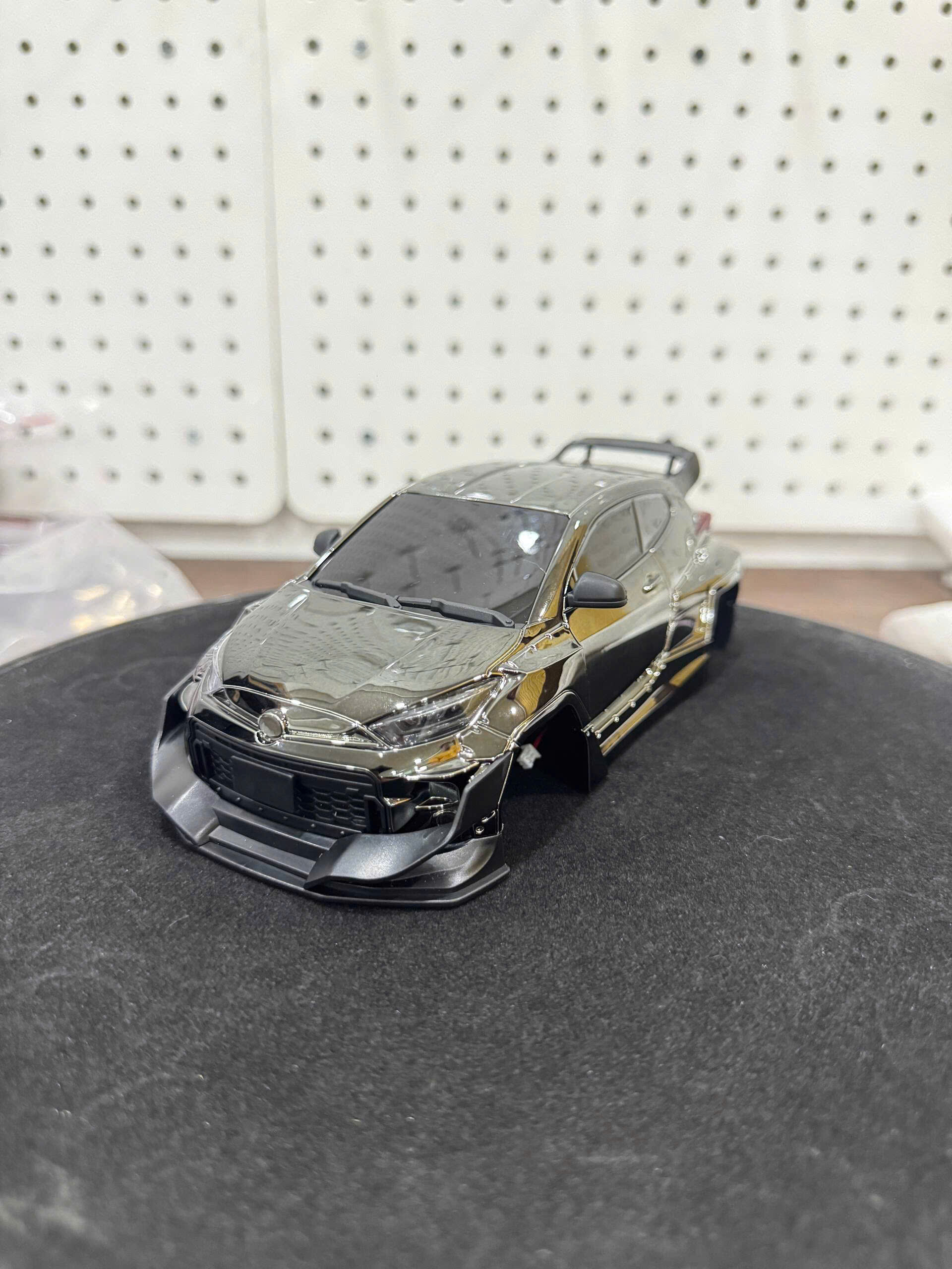 Body 1/24 1/28 nhựa