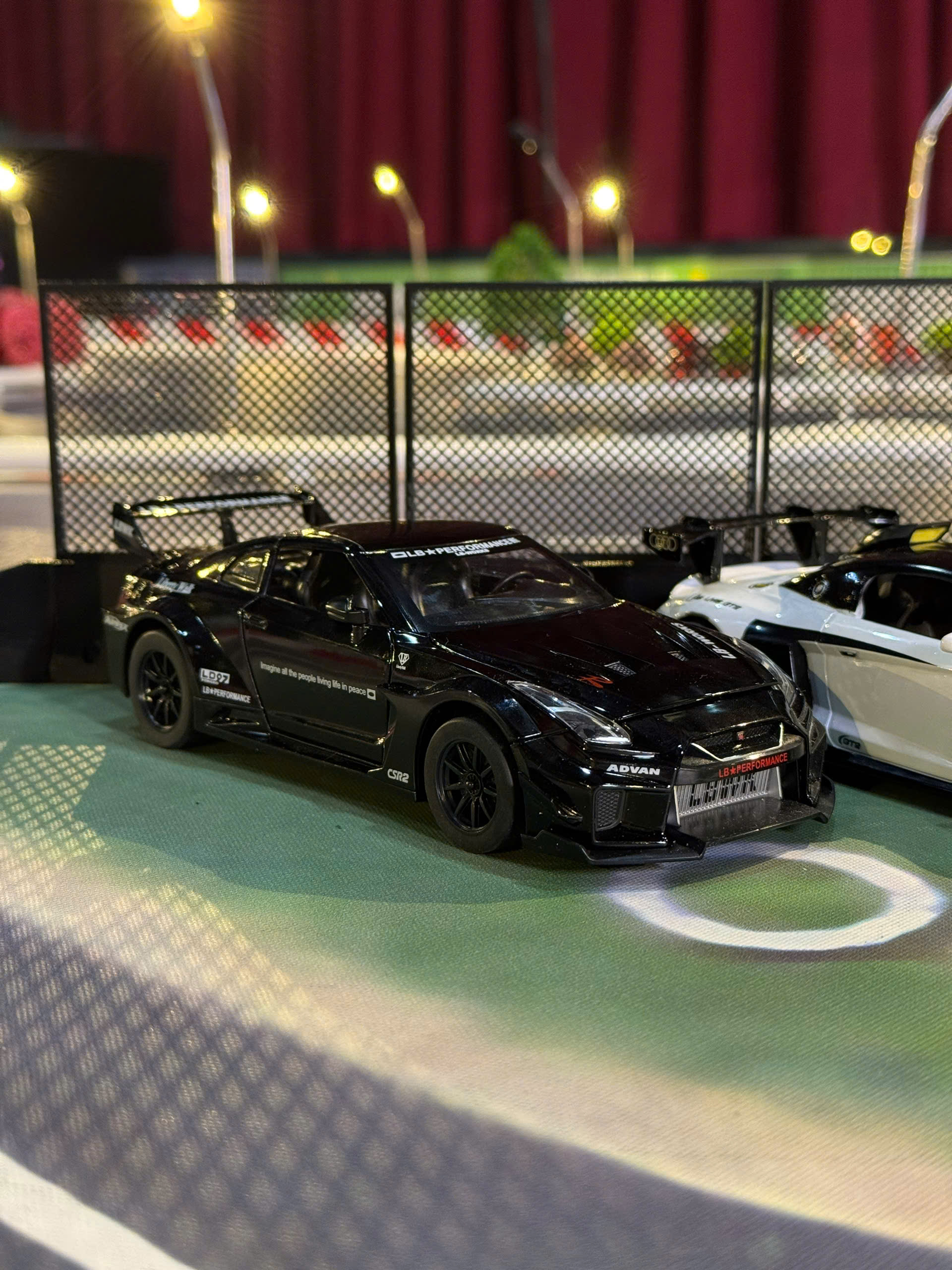 Mô hình xe 1/24 kim loại, dùng làm body RC 1/24