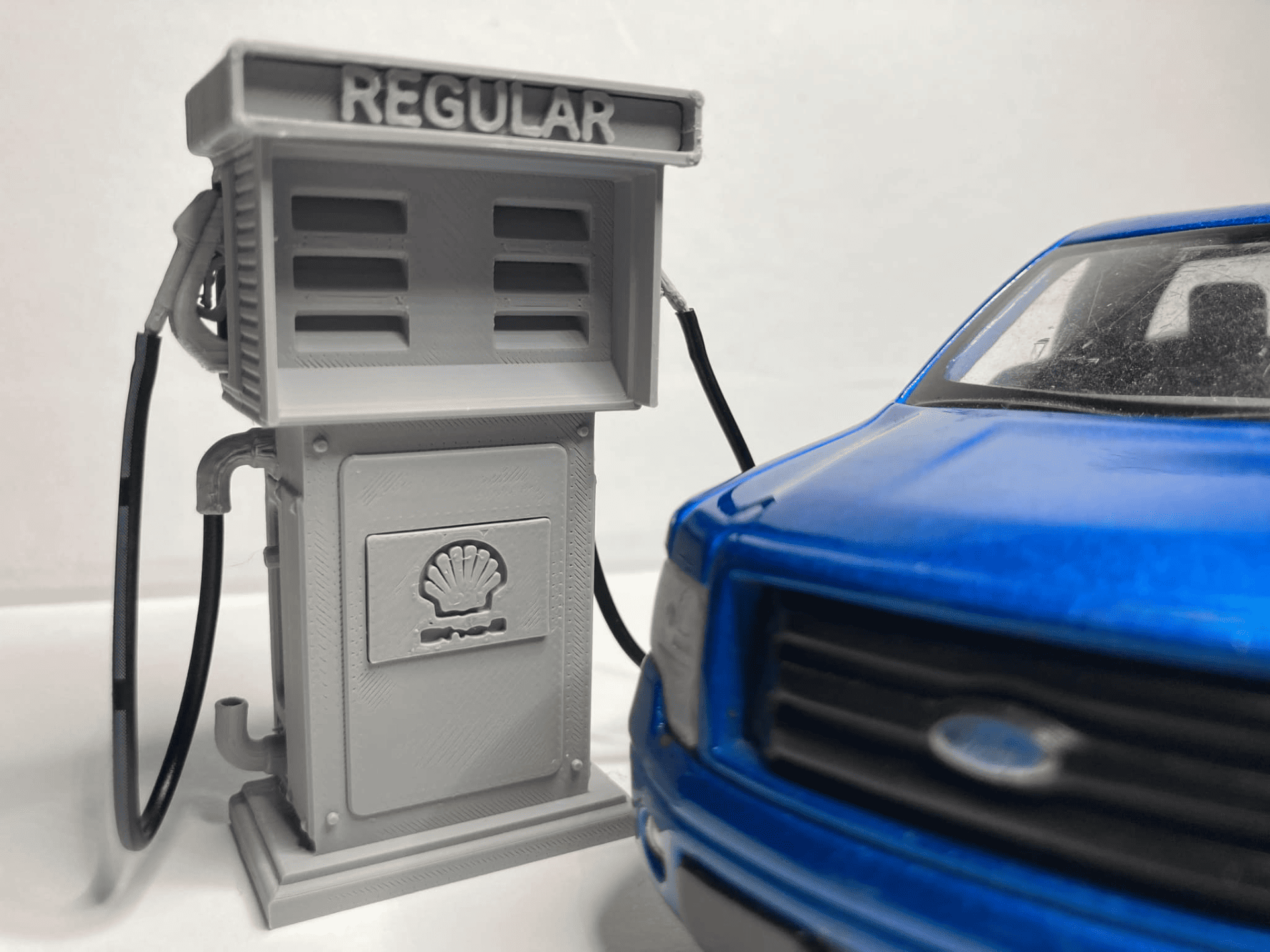 Trụ Bơm Xăng Cổ Điển (Vintage Gas Pump) – Tỉ lệ 1/24