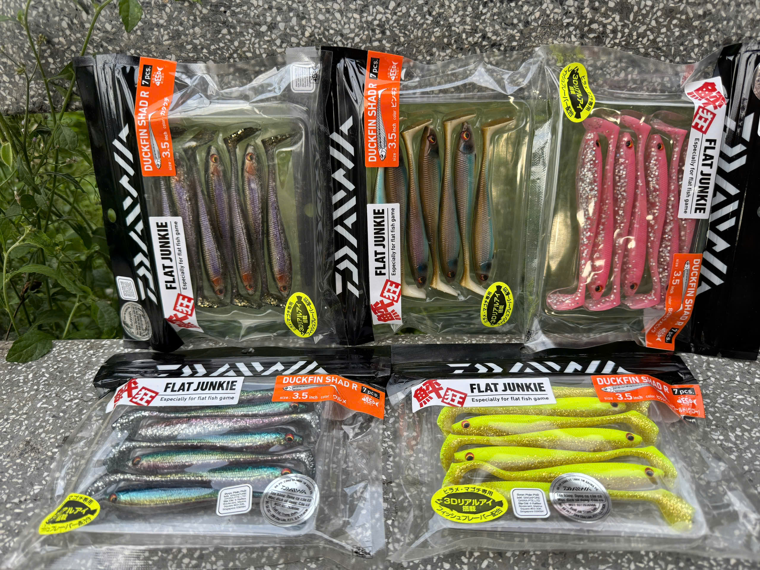 Mồi mềm Daiwa Flat Junkie Duckin Shad R - 3.5inch