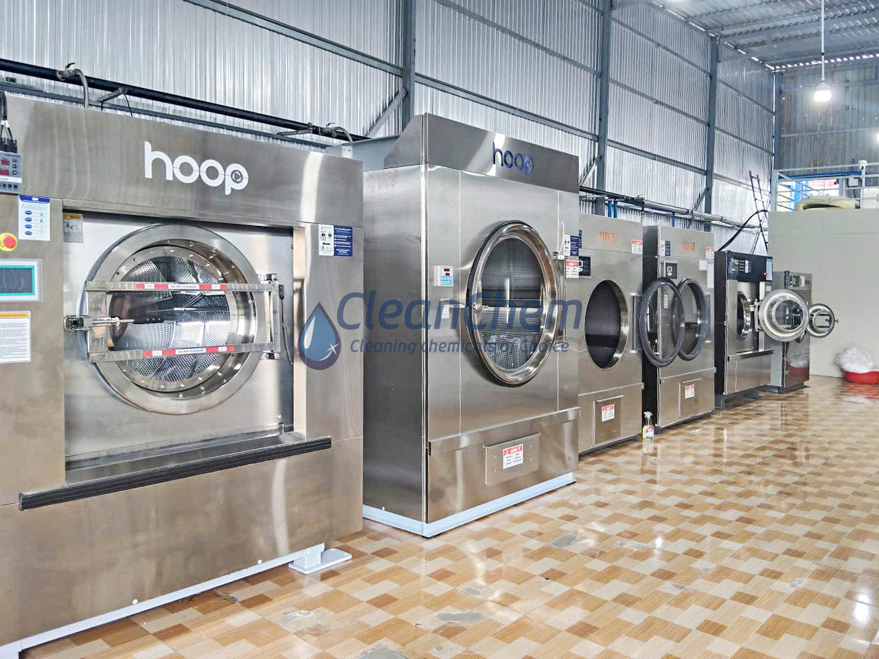 Cẩm Nang Kinh Nghiệm Mở Tiệm Giặt Là Từ A-Z Cho Người Mới Bắt Đầu: Bí Quyết Kinh Doanh Thành Công