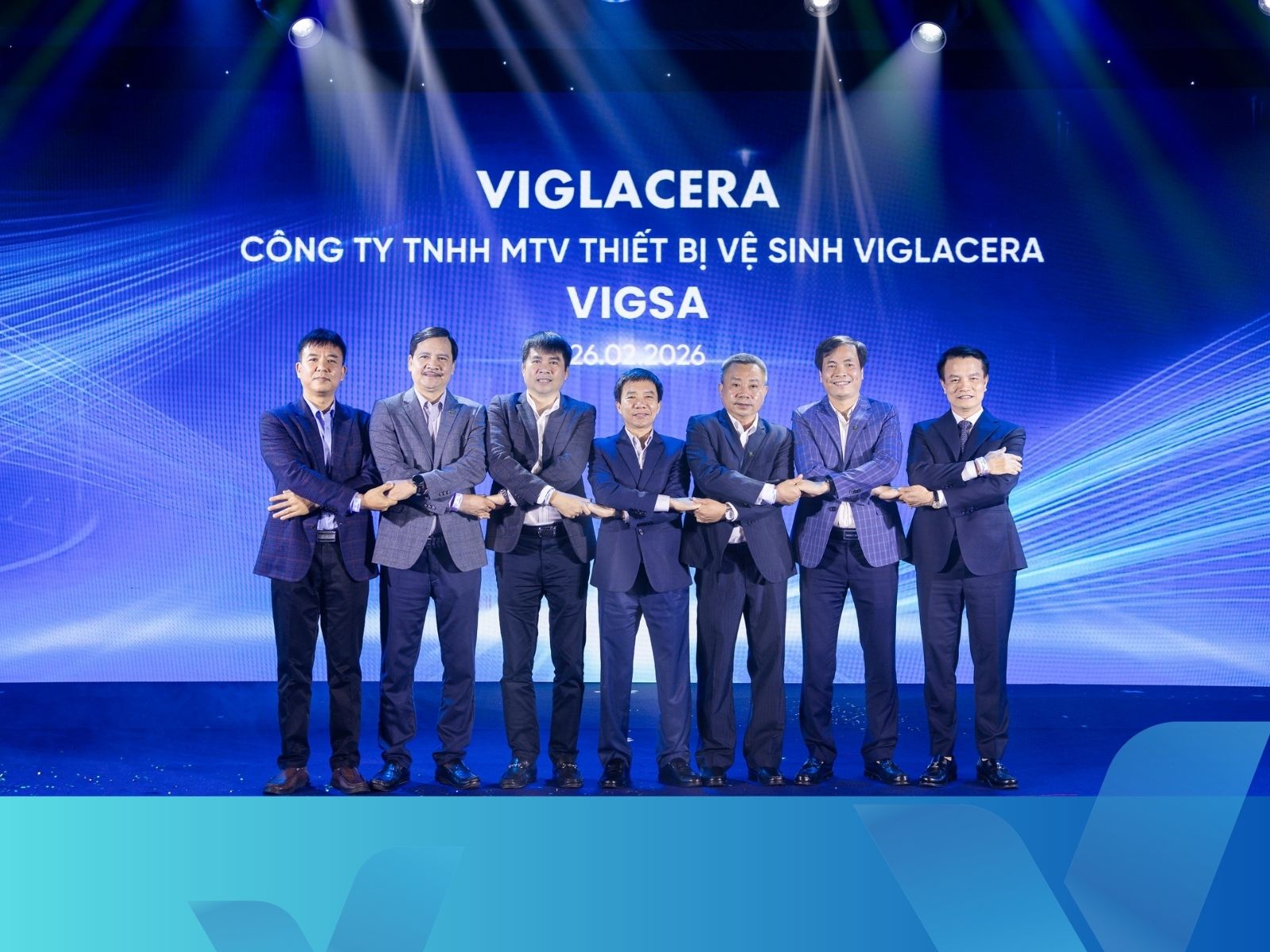 CHÍNH THỨC RA MẮT CÔNG TY TNHH MTV THIẾT BỊ VỆ SINH VIGLACERA: CỘNG HƯỞNG – VƯƠN MÌNH