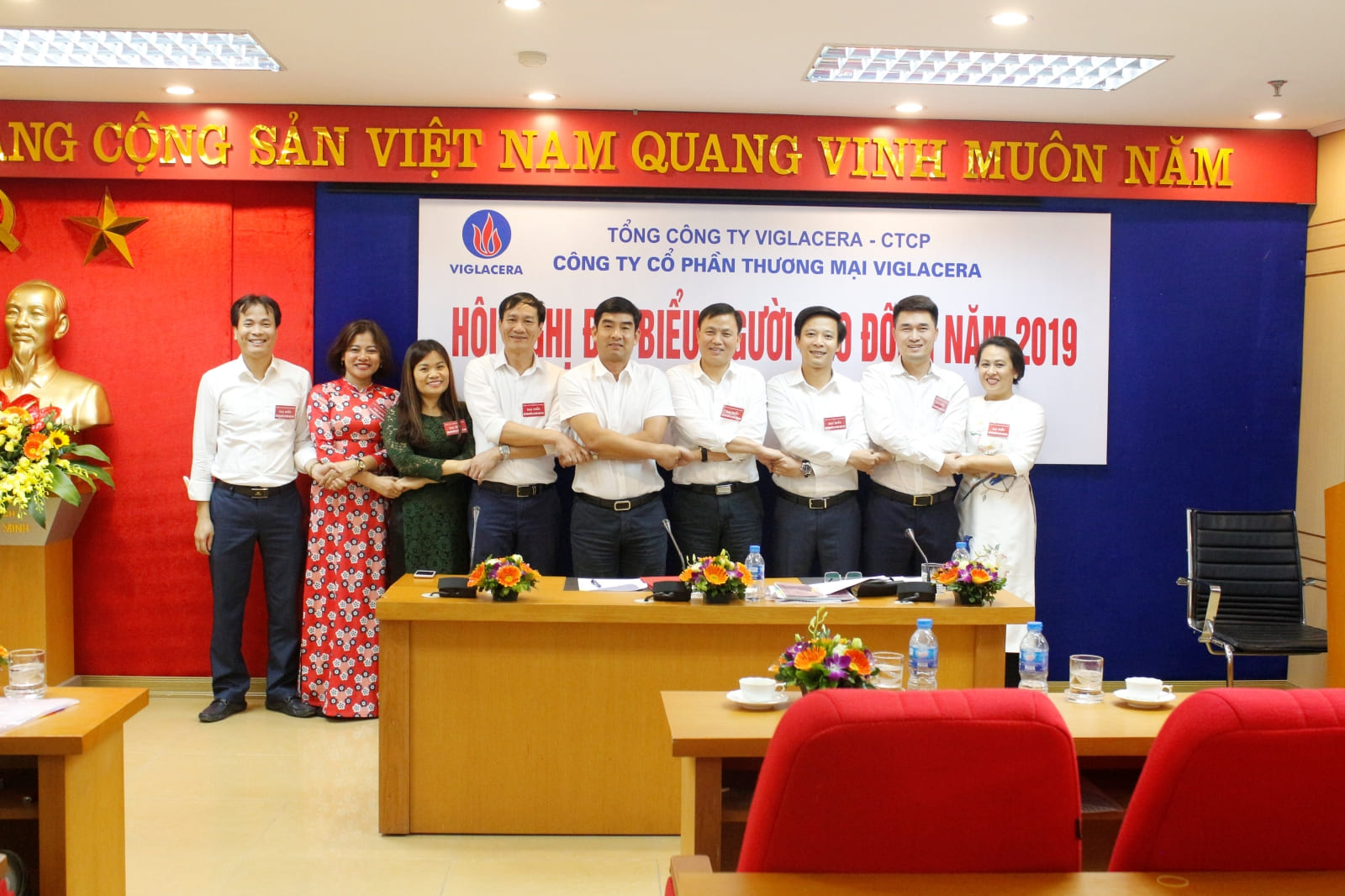 Công ty Cổ phần Thương mại Viglacera tổ chức thành công Đại hội cổ đông thường niên và Hội nghị người lao động năm 2019