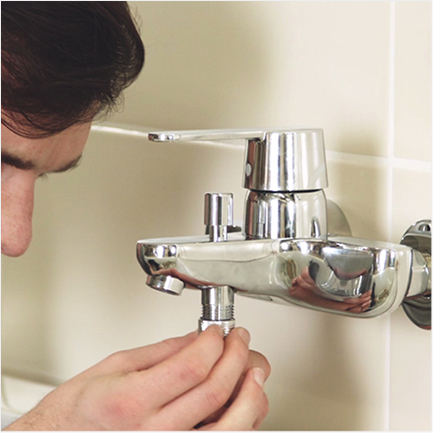 Hướng dẫn lắp đặt vòi chậu Viglacera