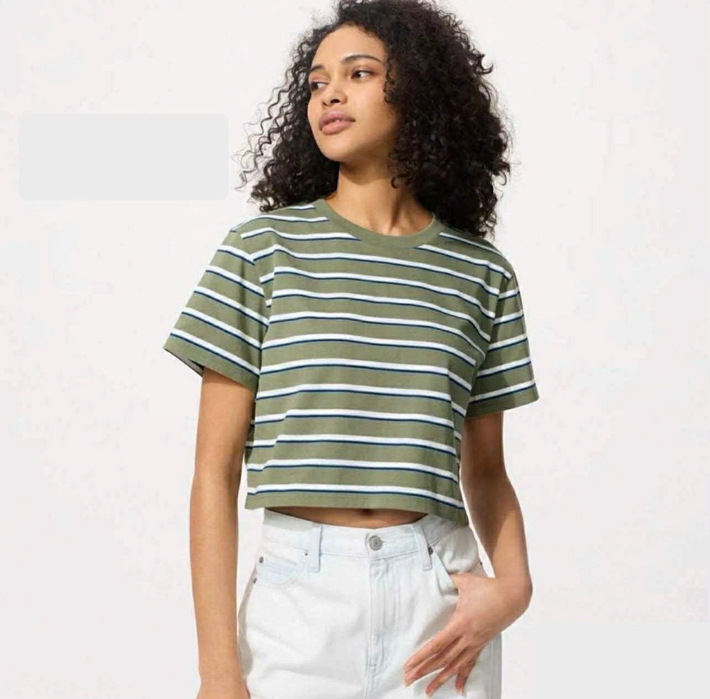AE41 Áo phông croptop u