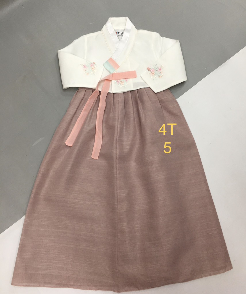 Bộ Hanbok bé gái 4T