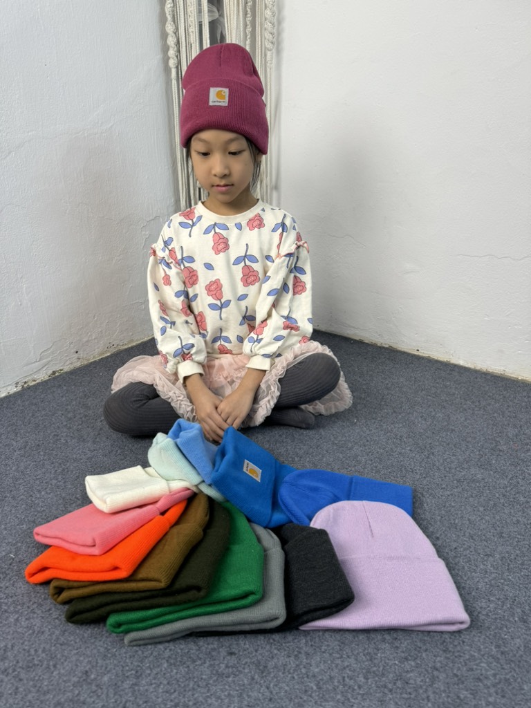 P33 mũ len Acrylic Carhart