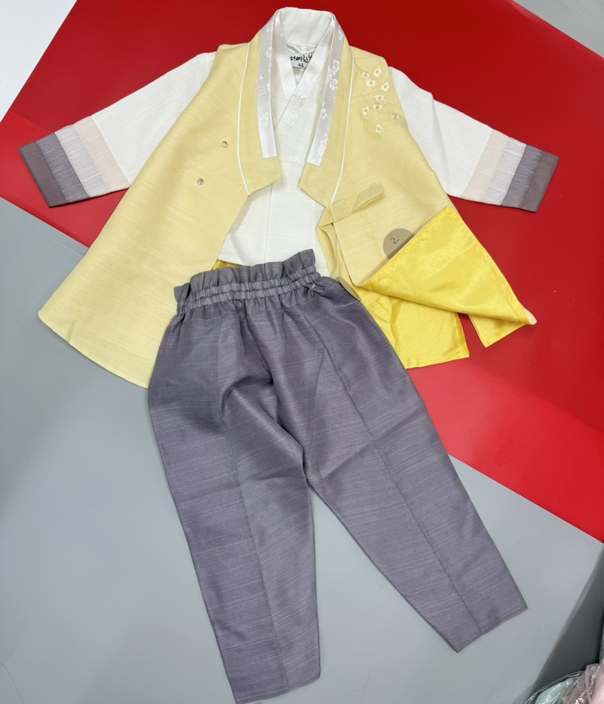 H04 Hanbok bé trai 4y (15-18kg)