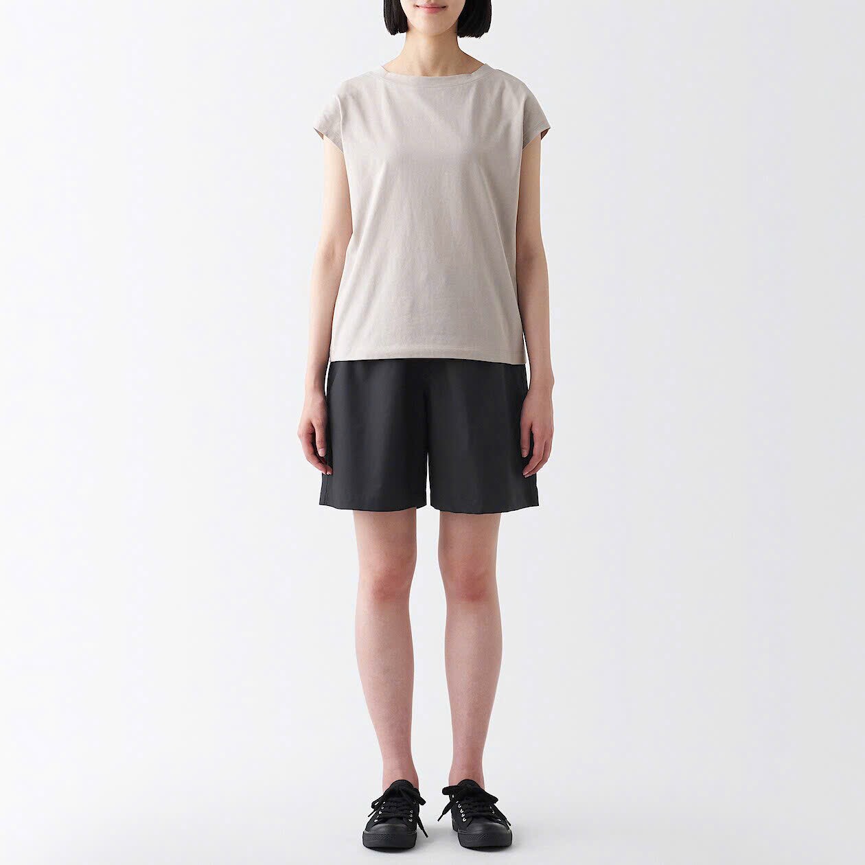 Q06 Quần short ka ki nữ Mu Zi