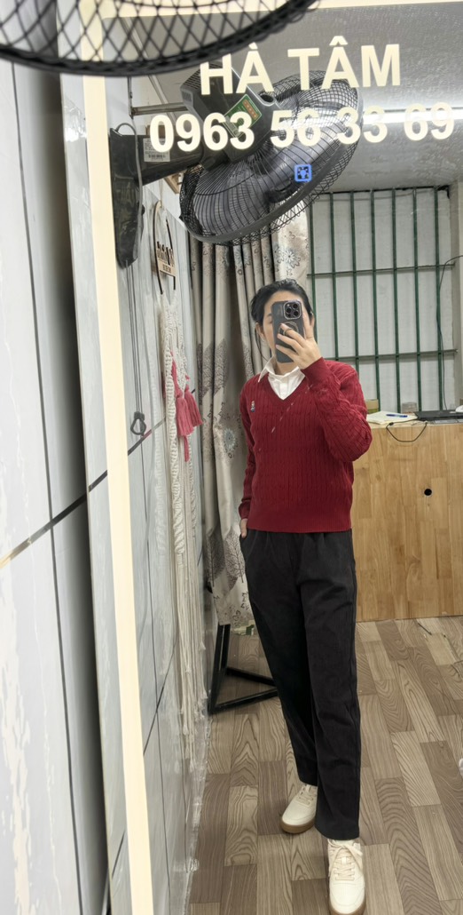 A124 Áo len gấu cổ tim