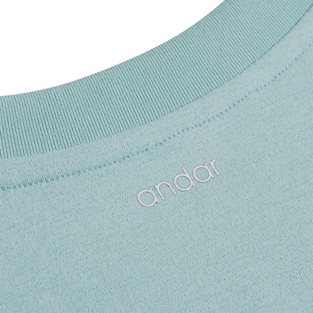 Áo thun nữ xẻ tà Andar