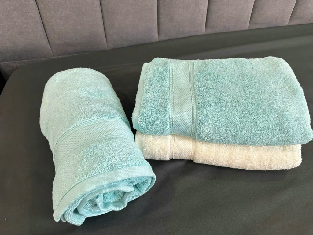 P27 Khăn tắm cuộn 70*1m4