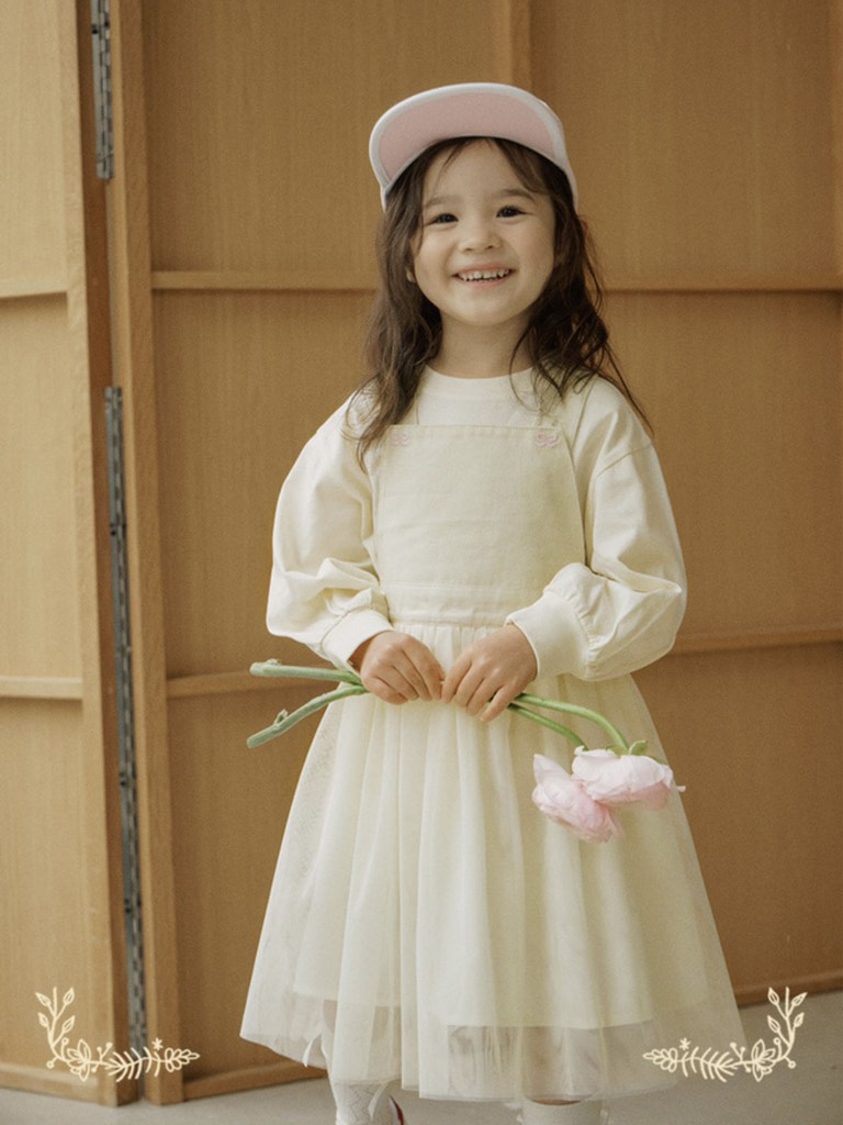 V03 Váy yếm công chúa Apricot Studios