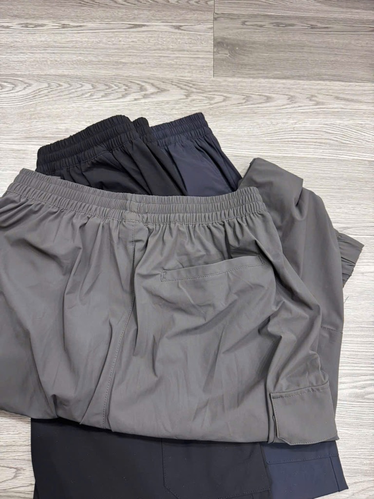 QA09 Quần jogger gió thun Eddie