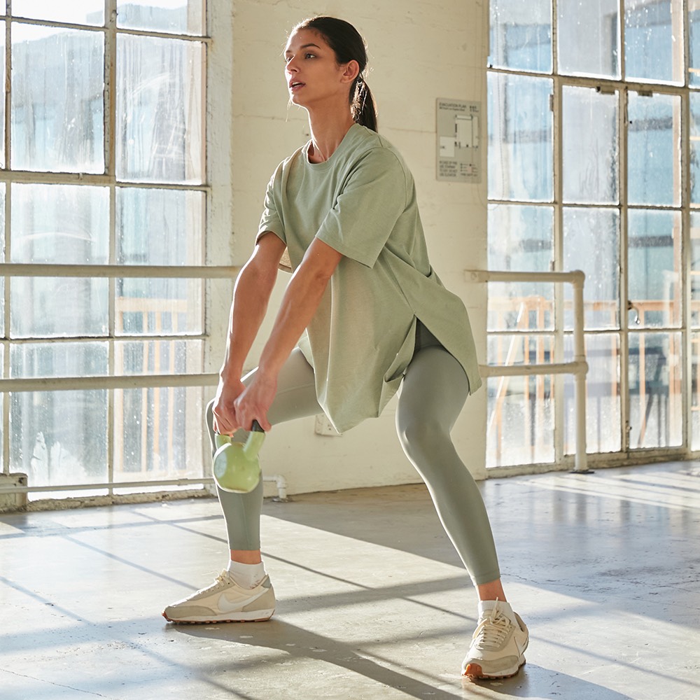 Áo thun nữ xẻ tà Andar