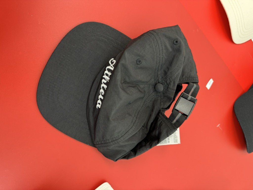 P04 Mũ lưỡi trai Athleta