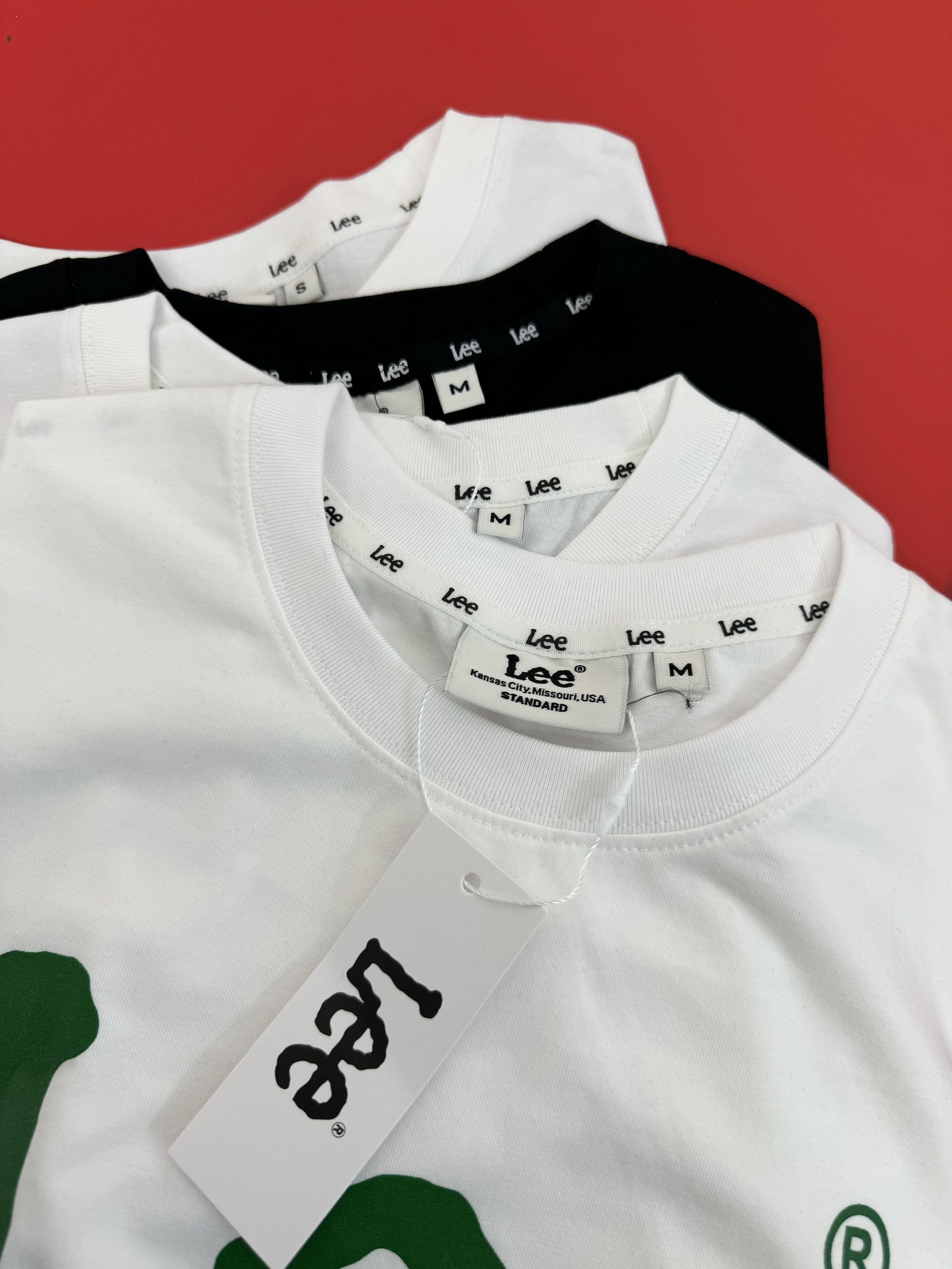 A15 Áo phông unisex Lee