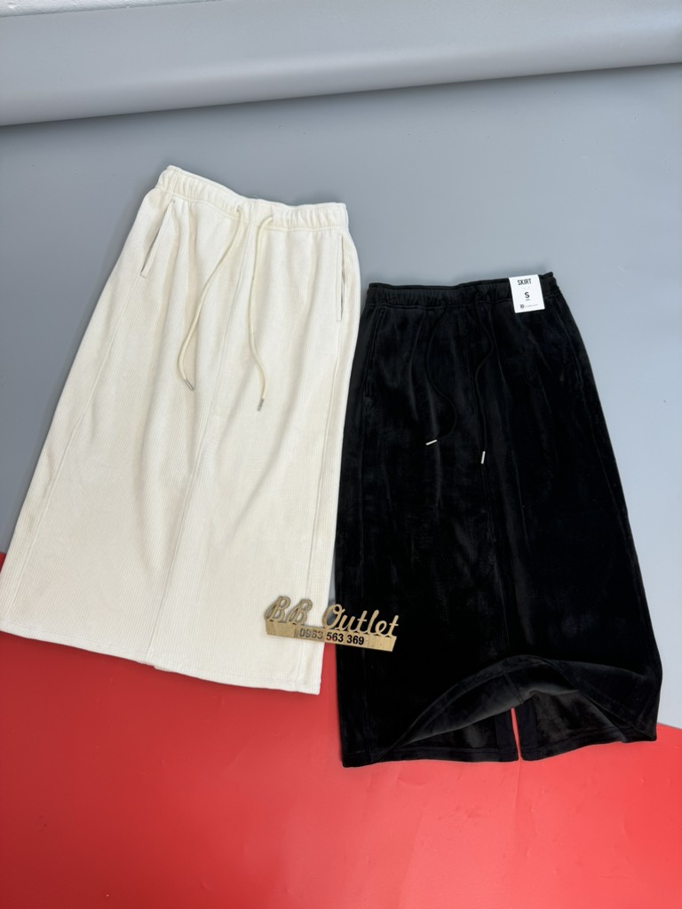 V19 Váy nhung Topten