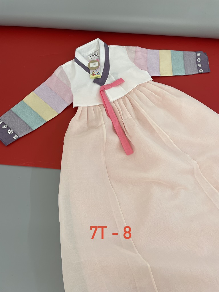 Bộ Hanbok gái chọn màu