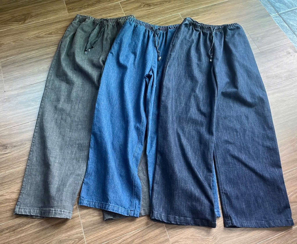 QE36 Quần jeans suông