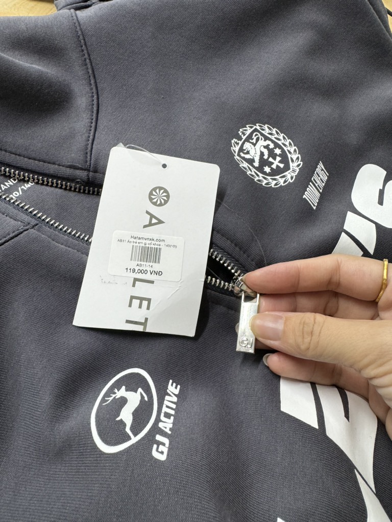 AB11 Áo trẻ em gj cổ khoá